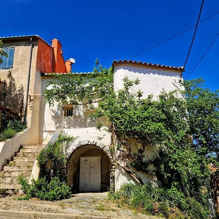 Nyaraló Le Bougainvillier Maison Vigneronne *