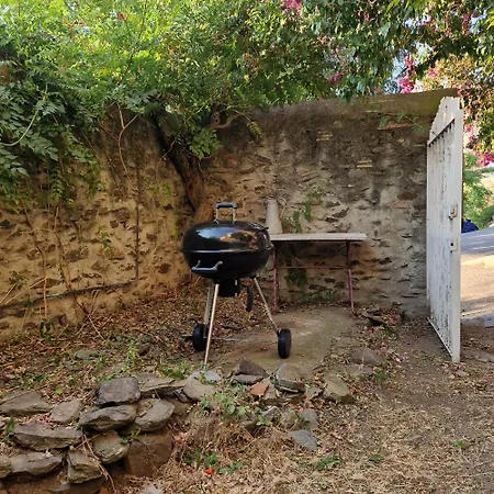 Le Bougainvillier Maison Vigneronne بيت للعطل بانيول سور مير