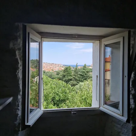 Le Bougainvillier Maison Vigneronne *