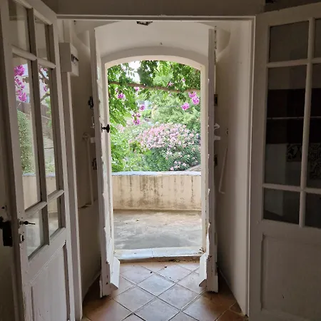Nyaraló Le Bougainvillier Maison Vigneronne
