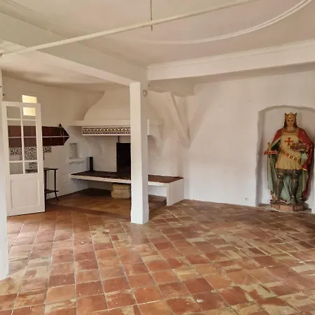 Le Bougainvillier Maison Vigneronne Nyaraló