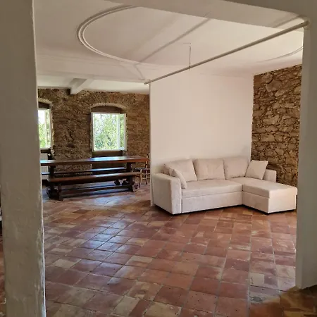 Le Bougainvillier Maison Vigneronne Nyaraló Banyuls-sur-Mer